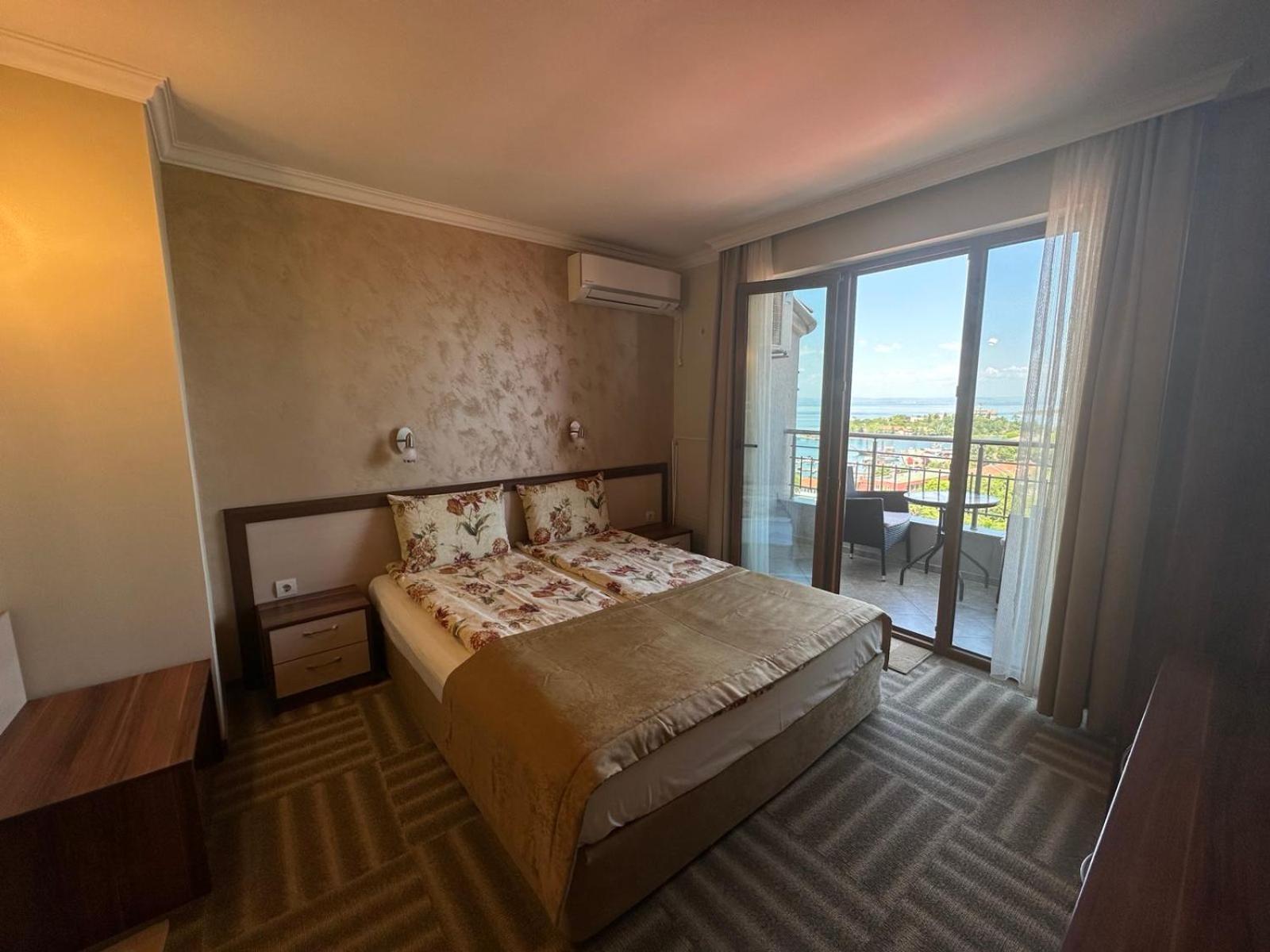 Family Hotel Radiana Sozopol Exterior foto