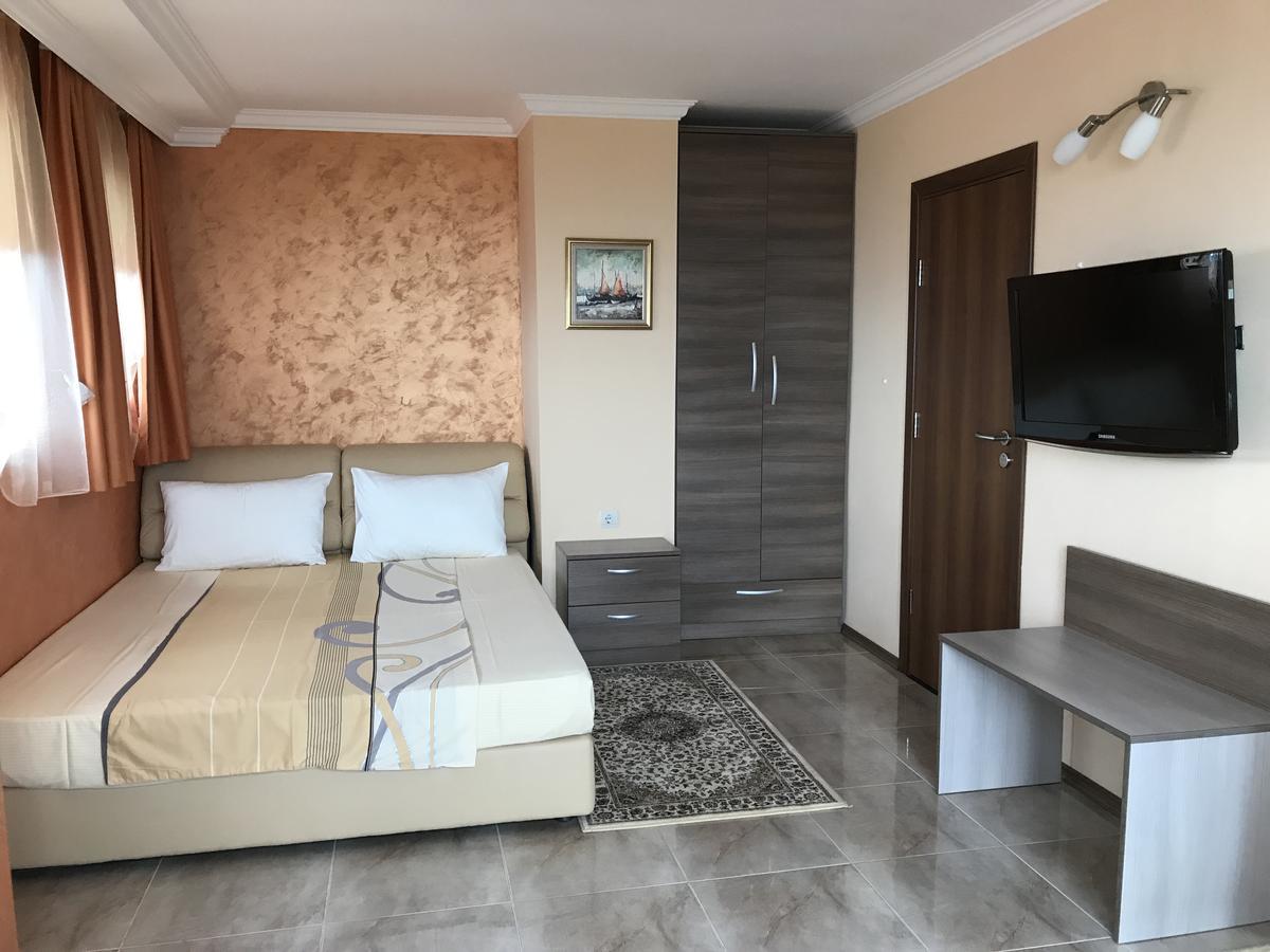 Family Hotel Radiana Sozopol Exterior foto