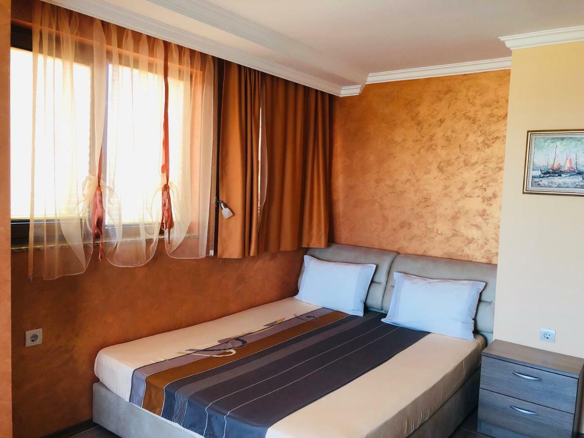 Family Hotel Radiana Sozopol Exterior foto